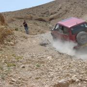 Ma'ale Uzi Arad to Metzoke Deragot Off road 4x4 jeep tours. טיולי ג'יפים:חוצה דרום מדבר יהודה מערד למצוקי דרגות